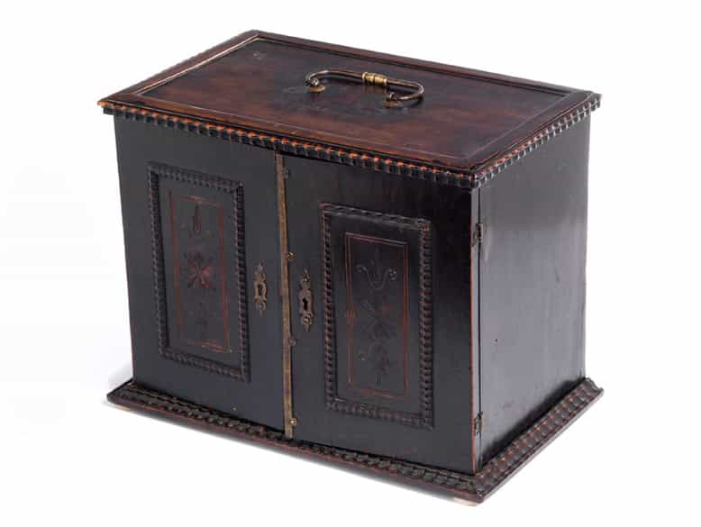 Detailabbildung: Kabinett-Schreibkästchen