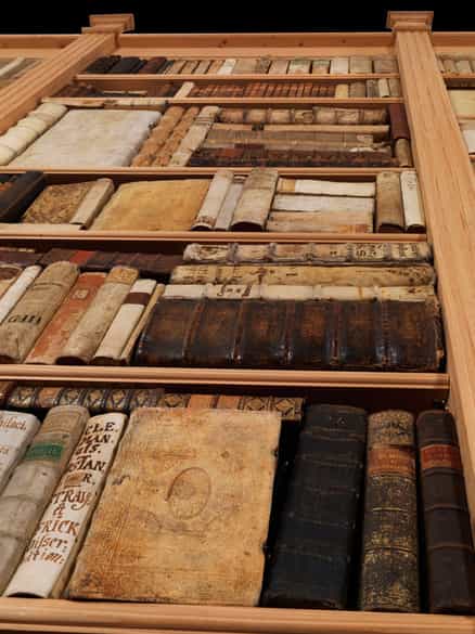 Detailabbildung: Dekorative Bibliothek mit 603 Bänden