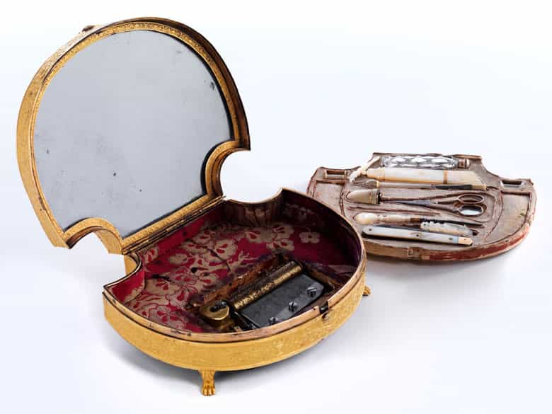 Detailabbildung: Necessaire