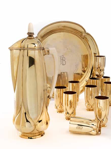 Detailabbildung: Großes, vergoldetes Wasser- bzw. Getränkeservice für zwölf Personen