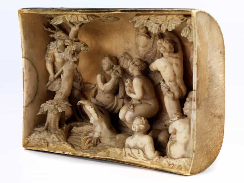 Detailabbildung: Satz von vier ebenso seltenen wie qualitätvollen Elfenbeinreliefs mit antik-mythologischen Szenendarstellungen in der Art von Ignaz Elhafen
