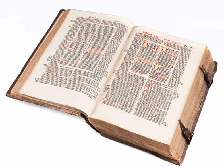 Detailabbildung: Weiße Bibliothek mit Werken des 16. - 18. Jahrhunderts