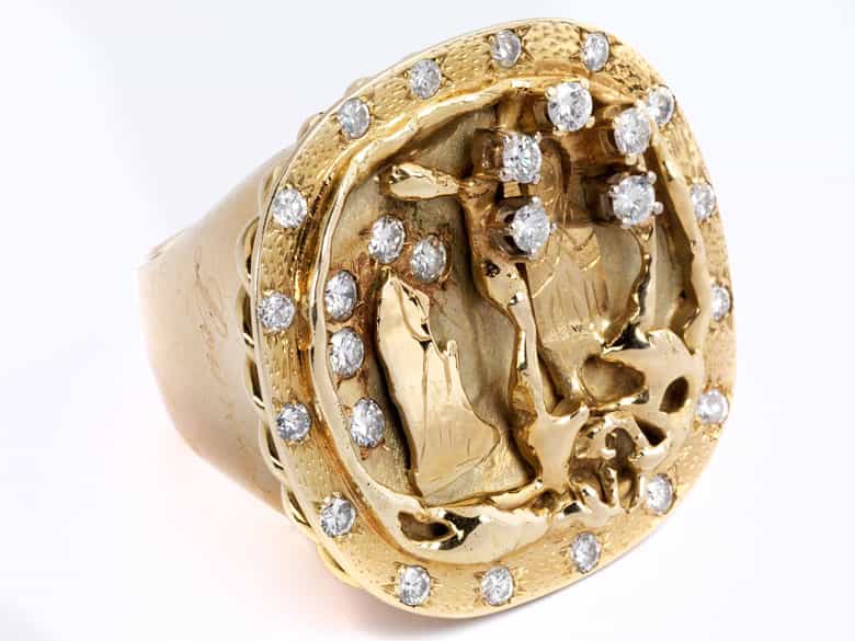 Detailabbildung: Mächtiger Ring 