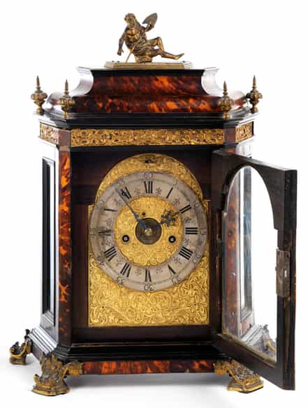 Detailabbildung:  Kommodenuhr