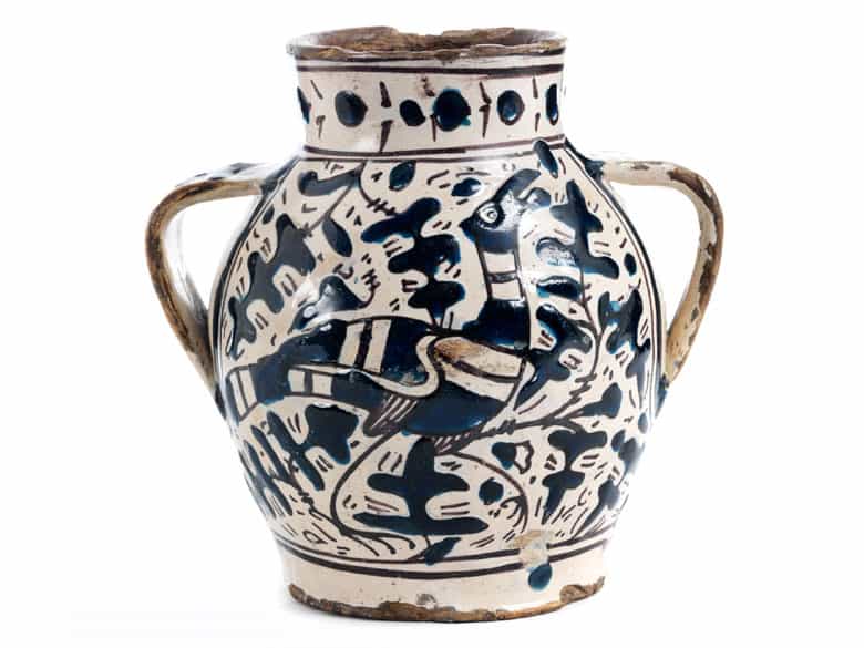 Detailabbildung: Majolika-Doppelhenkel-Vase aus der Werkstatt des Giunta di Tugio, Florenz, um 1480