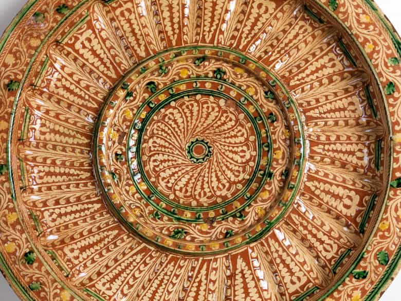 Detailabbildung:  Große Platte