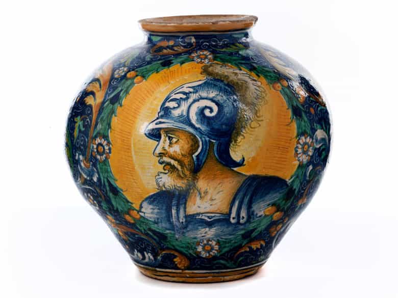 Detailabbildung:  Große Majolika-Vase