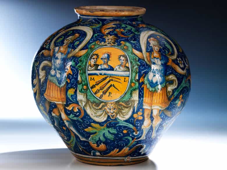 Detailabbildung:  Große Majolika-Vase