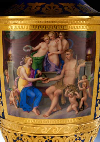 Detailabbildung: † Bedeutende, museale Prunkvase der Porzellanmanufaktur Nymphenburg