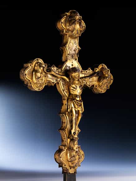 Detailabbildung:  Museales, seltenes Vortragekreuz in Kupferbronze und Vergoldung 