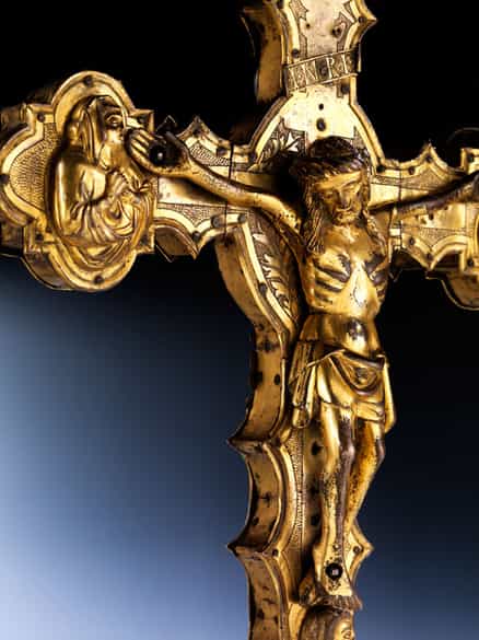 Detailabbildung:  Museales, seltenes Vortragekreuz in Kupferbronze und Vergoldung 