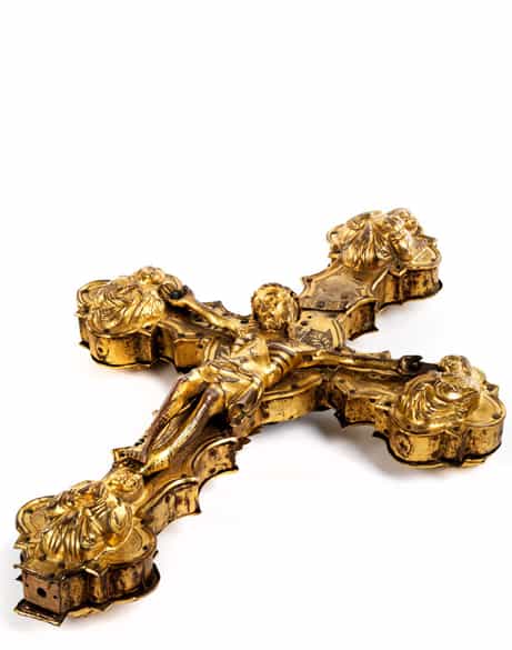Detailabbildung:  Museales, seltenes Vortragekreuz in Kupferbronze und Vergoldung 