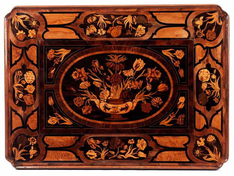 Detailabbildung:  Außergewöhnlicher Barock-Spieltisch