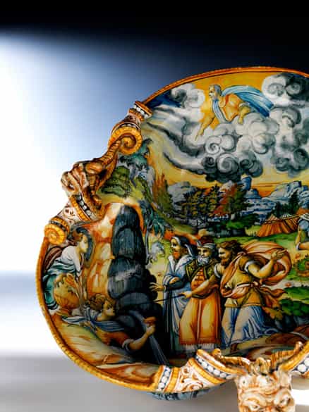 Detailabbildung: Paar große, seltene Majolika-Schalen, wohl aus der Werkstatt der Patanazzi