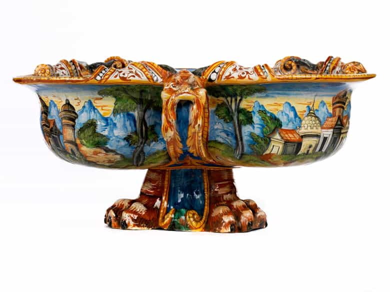 Detailabbildung: Paar große, seltene Majolika-Schalen, wohl aus der Werkstatt der Patanazzi