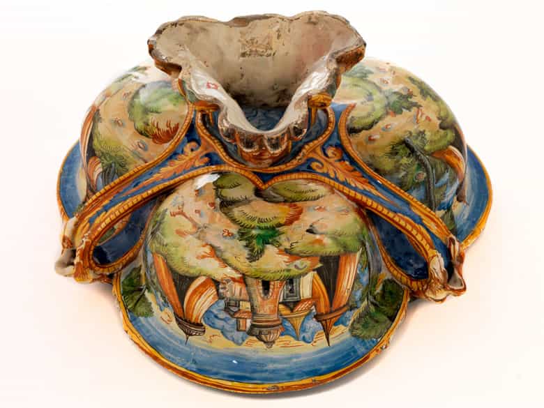 Detailabbildung: Paar große, seltene Majolika-Schalen, wohl aus der Werkstatt der Patanazzi