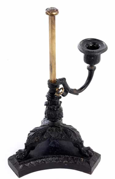 Detailabbildung: Klassizistischer Kerzenständer in Berliner Eisen 