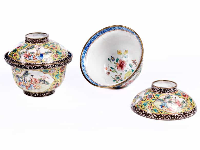 Detailabbildung:  Paar Email-Deckelschalen