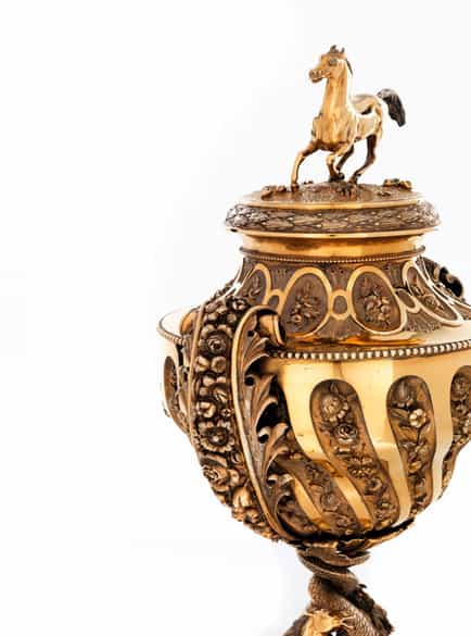 Detailabbildung: Großer Deckelpokal