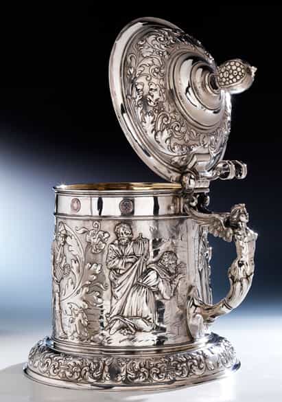 Detailabbildung: Monumentaler Humpen auf das Hause Liechtenstein