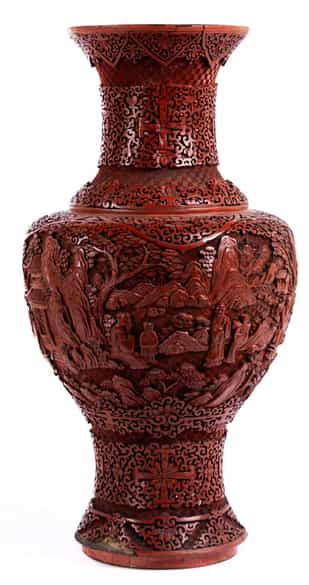 Detailabbildung:  Schnitzlack-Vase