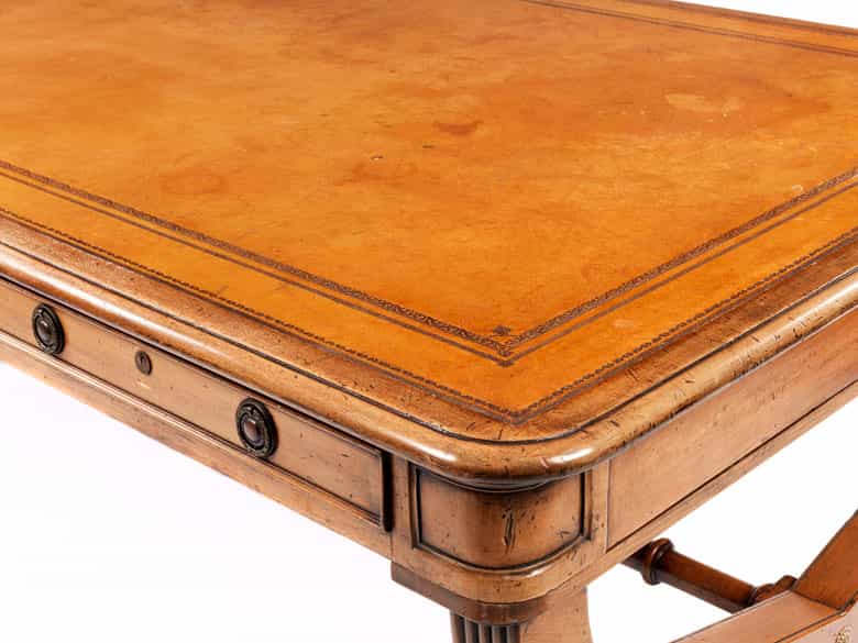 Detailabbildung:  Großes Bureau Plat