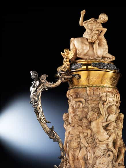 Detailabbildung:  Allegorischer Humpen auf den Sieg des Christentums über das Heidentum