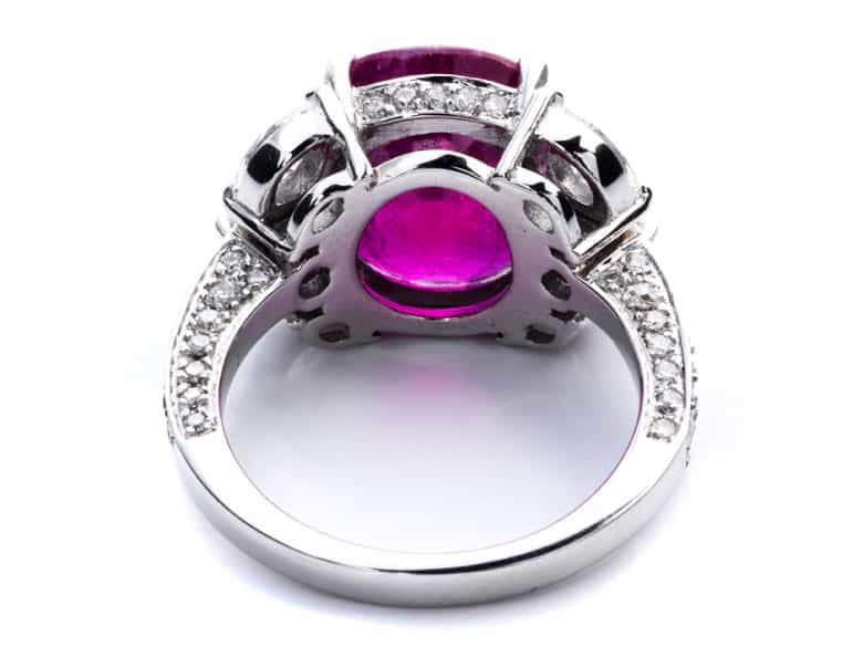 Detailabbildung:  Rubin-Ring