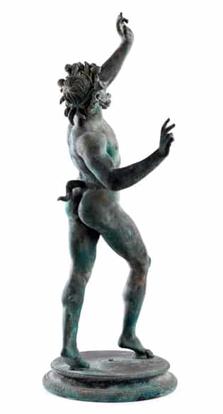 Detailabbildung:  Bronzeskulptur des Tanzenden Fauns 