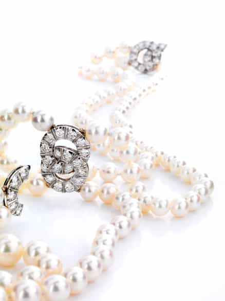 Detailabbildung:  Perlencollier