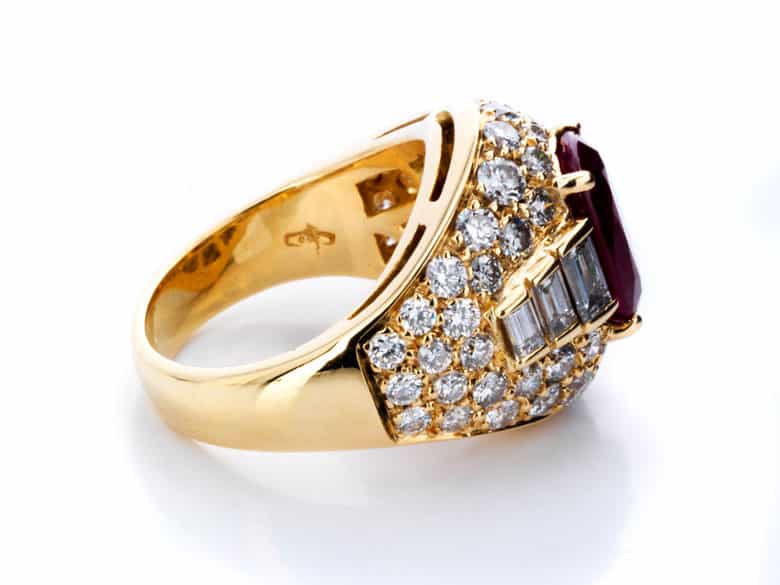 Detailabbildung:  Rubin-Diamantring