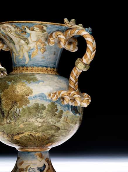 Detailabbildung: Majolika-Vase von Carlo Antonio Grue, 1655 - 1723