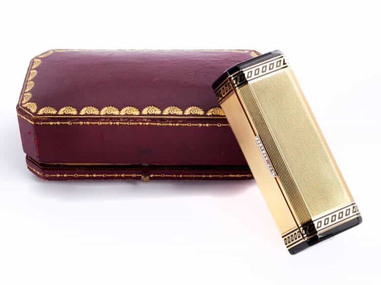 Detailabbildung:  Londoner -Cartier-Dose mit zugehörigem Originaletui