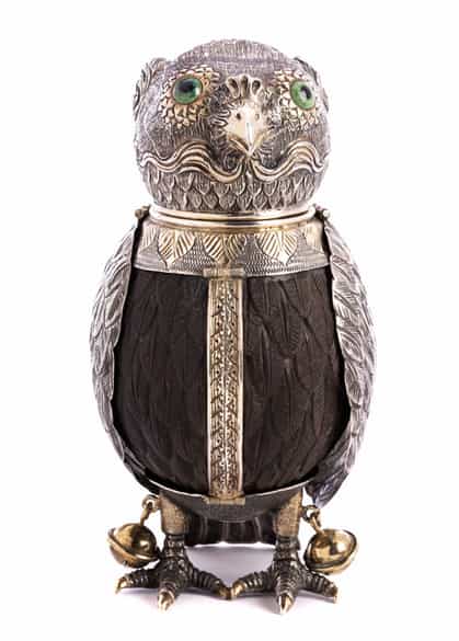 Detailabbildung: † Scherzgefäß in Form einer Eule