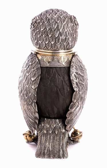 Detailabbildung: † Scherzgefäß in Form einer Eule