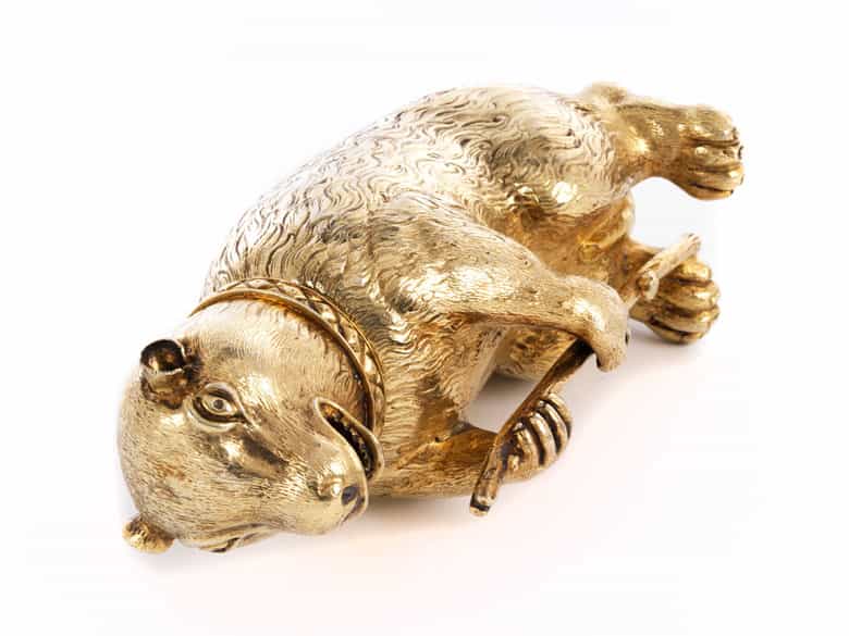 Detailabbildung: Trinkspiel in Form eines Bären 