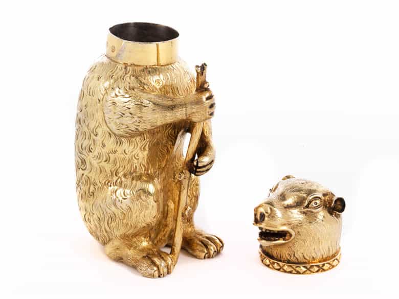 Detailabbildung: Trinkspiel in Form eines Bären 