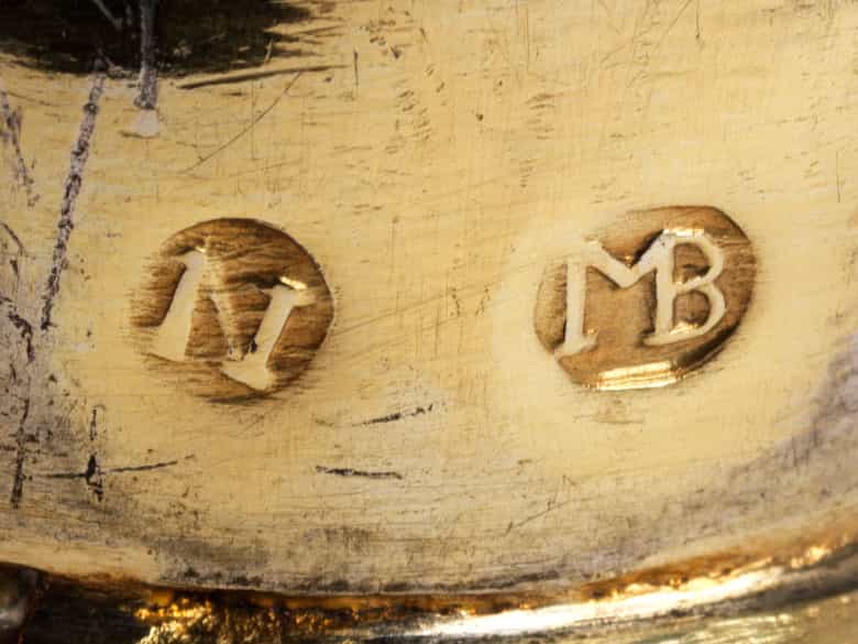 Detailabbildung: Trinkspiel in Form eines Bären 