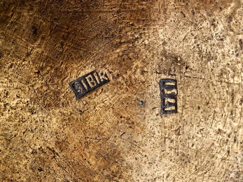 Detailabbildung: † Sibirischer, seltener Deckelhumpen