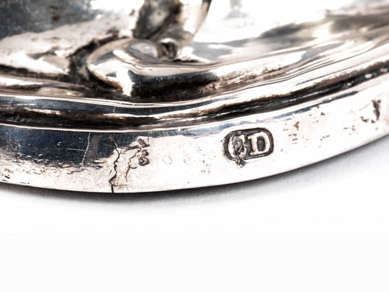 Detailabbildung: Vier silberne Kerzenstöcke 