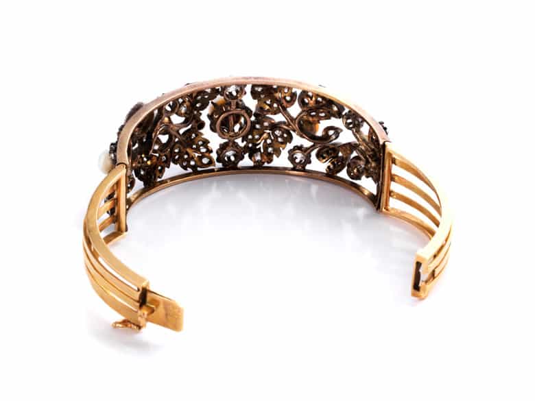 Detailabbildung: Antiker Armreif mit Naturperlen