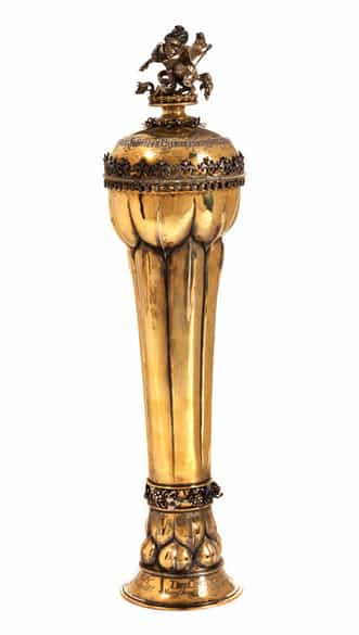 Detailabbildung: Vermeilpokal auf das Königlich Bayerische 3. Feld-Artillerie-Regiment Königin Mutter