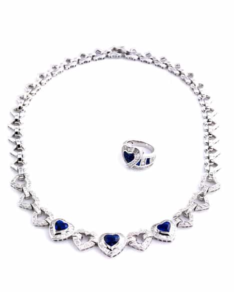 Detailabbildung: Herzcollier mit Saphiren und Diamanten