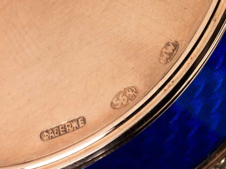 Detailabbildung:  Feine Goldemaildose mit Diamantbesatz