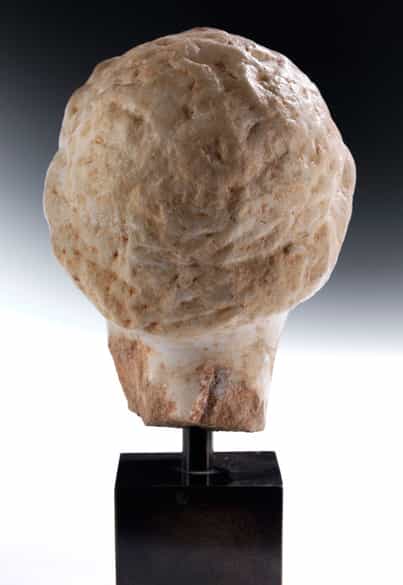 Detailabbildung:  Marmorkopf eines Mädchens