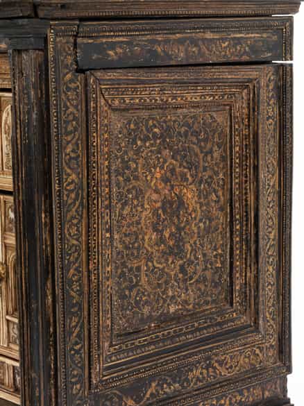 Detailabbildung:  Frühes und ebenso seltenes Kabinettkästchen