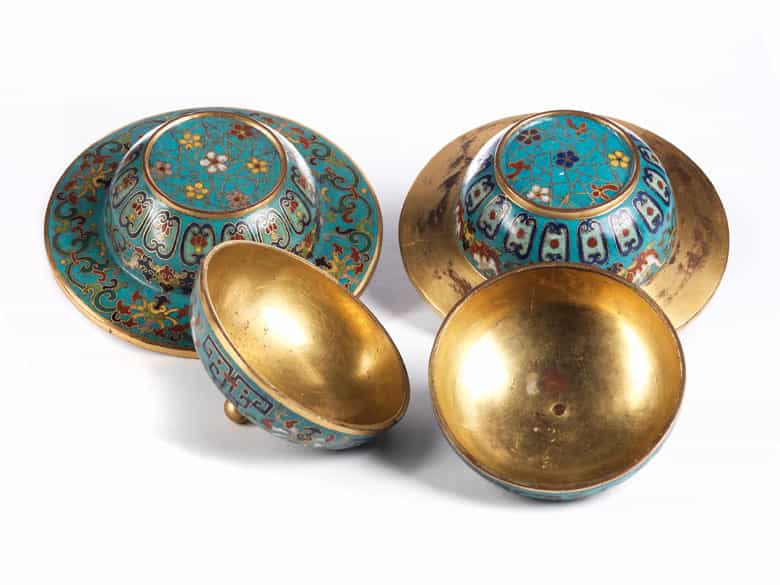 Detailabbildung:  Zwei chinesische Cloisonné-Deckeldosen
