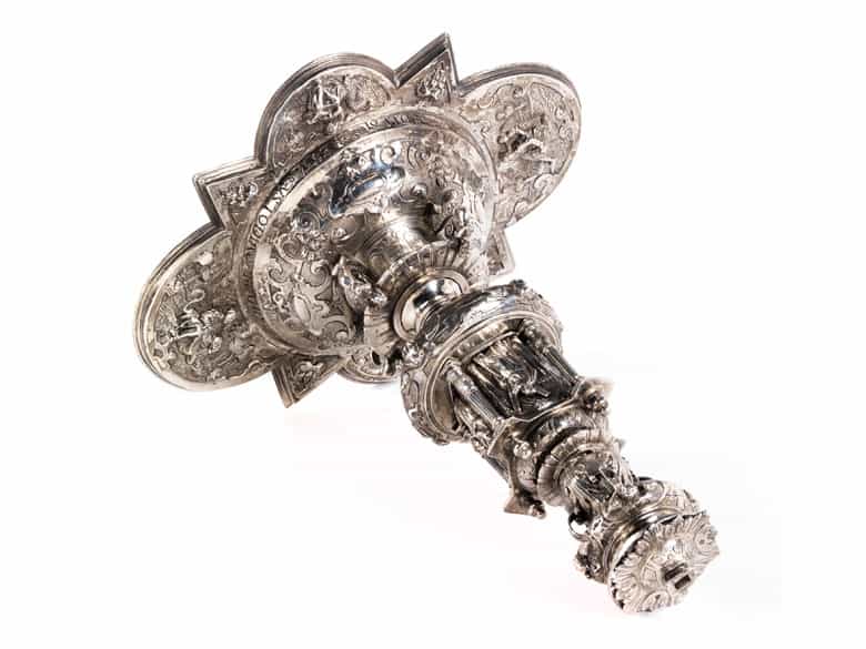 Detailabbildung:  Altarkreuz aus Bergkristall 