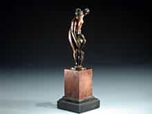 Kleine Bronzefigur der badenden Venus nach Giambologna