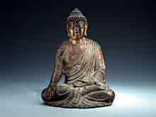 Sitzende Buddha-Figur